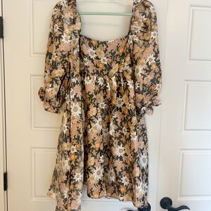 Storia Floral Babydoll Dress with Square Neck and a 3/4 Puff Sleeve Sz Large